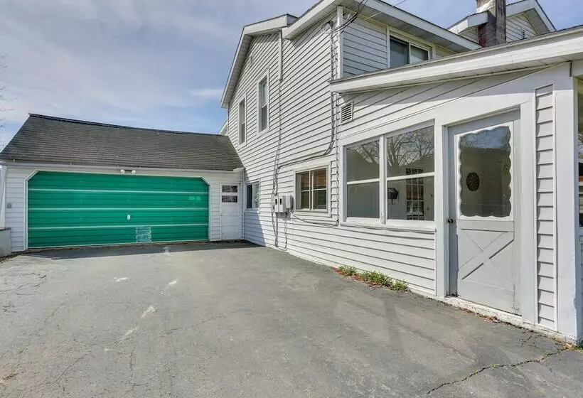 Scenic Home On The Delaware River, Pet Friendly!