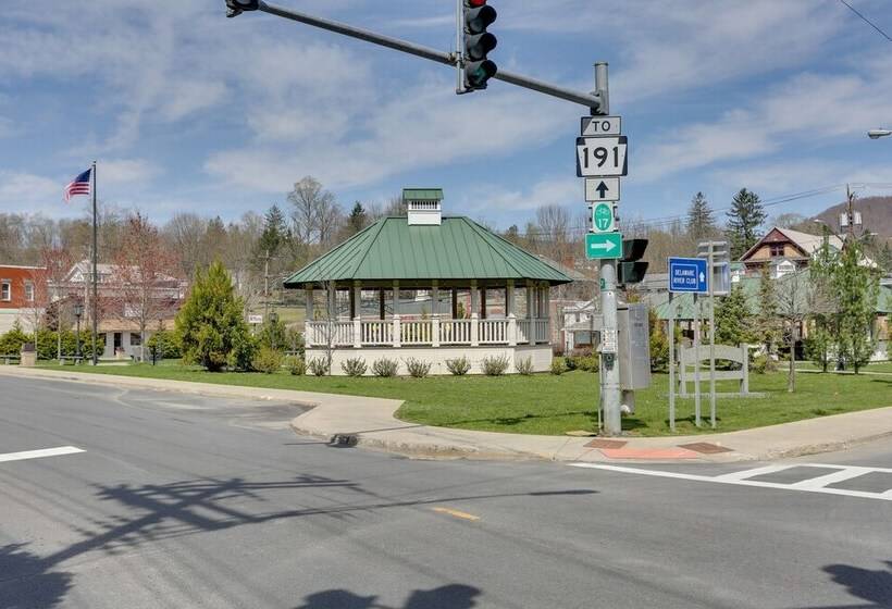 Scenic Home On The Delaware River, Pet Friendly!