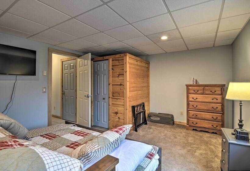 Secluded Gaylord Cabin W/ Deck, Fire Pit & Grill!