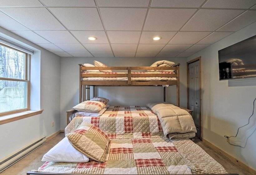 Secluded Gaylord Cabin W/ Deck, Fire Pit & Grill!