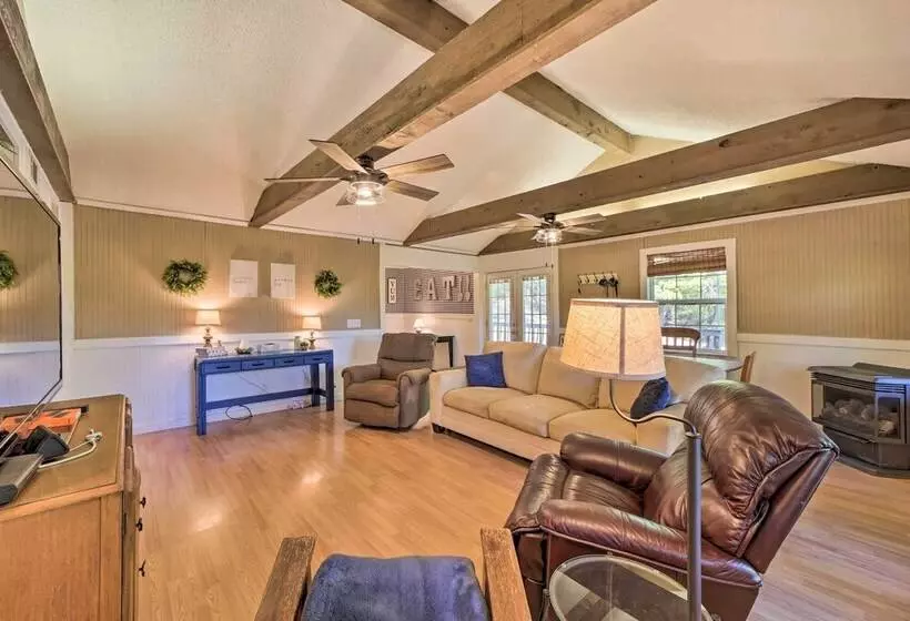 Secluded Vian Retreat Close To Tenkiller Lake