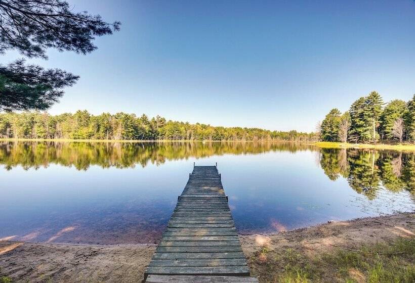 Serene Woodruff Cottage: Lakefront Access!