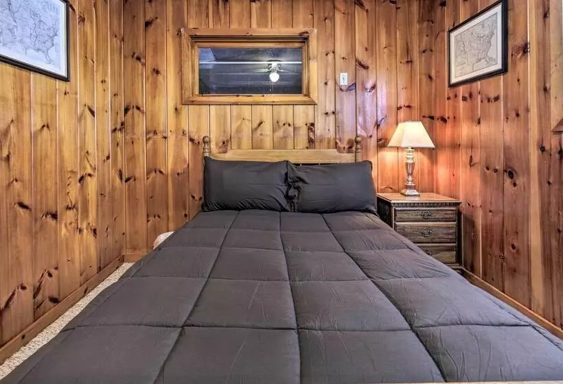 Serene Woodruff Cottage: Lakefront Access!