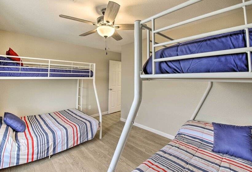 Quiet Show Low Home W/ White Mountain Lake Access!