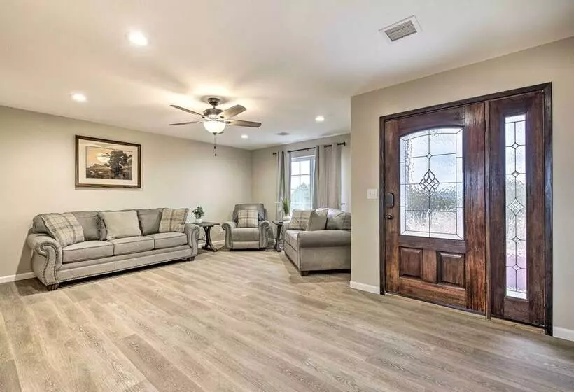 Quiet Show Low Home W/ White Mountain Lake Access!
