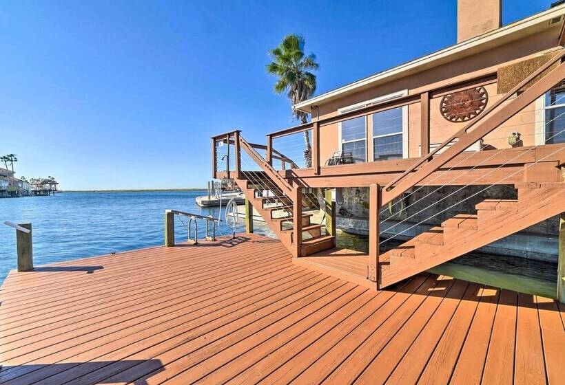 Snowbird Getaway: Waterfront Home, 1 Mi To Beach