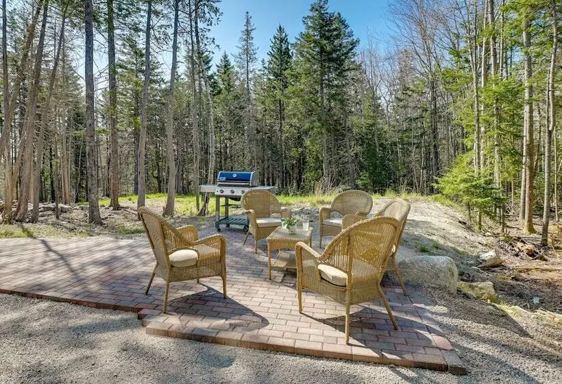 Stunning Seal Cove Home Near Acadia National Park!