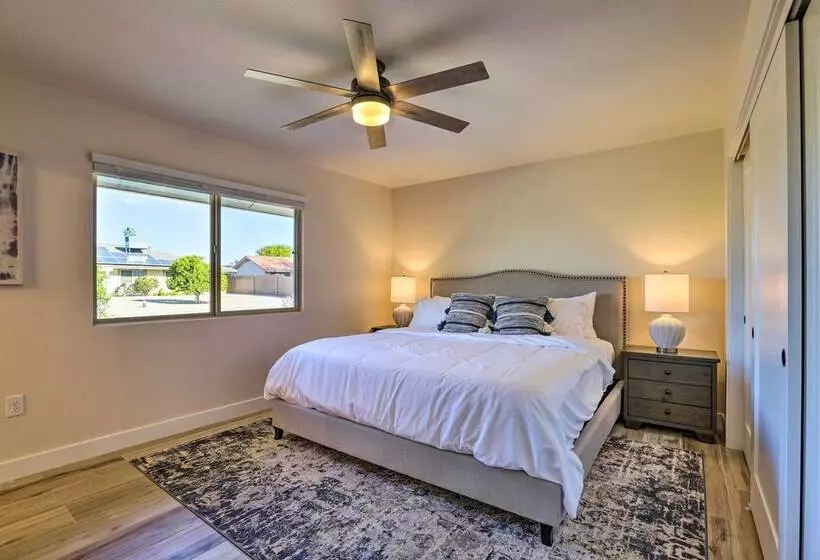 Sun City West Vacation Home W/ Putting Green!