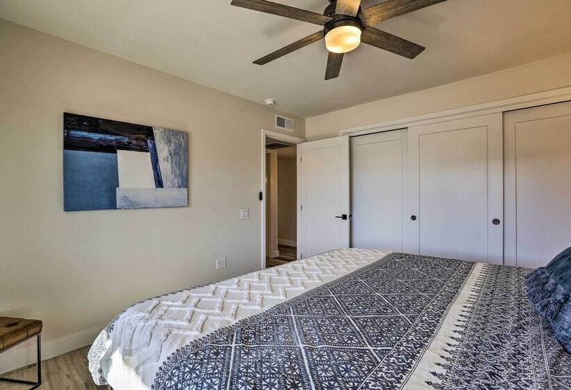 Sun City West Vacation Home W/ Putting Green!