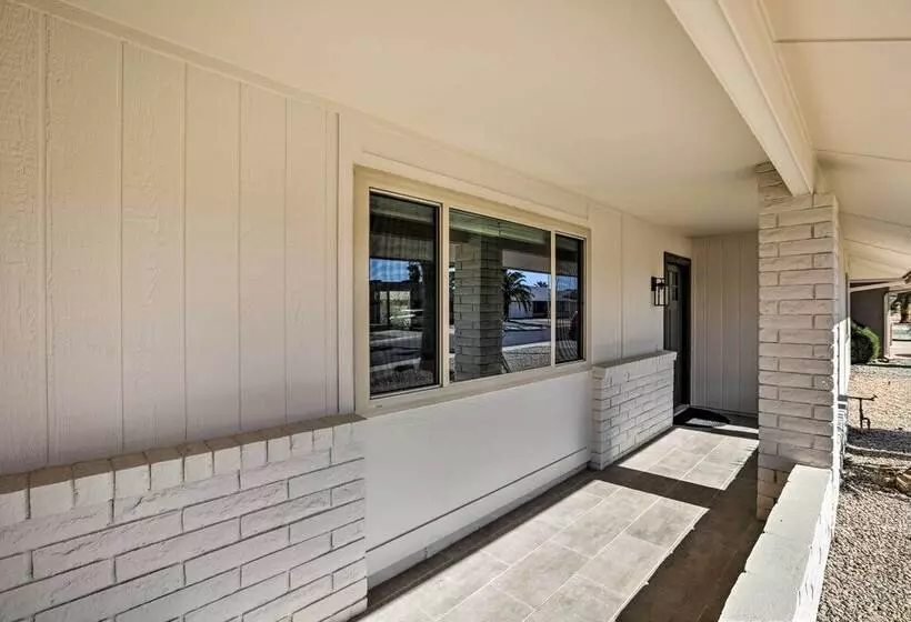 Sun City West Vacation Home W/ Putting Green!