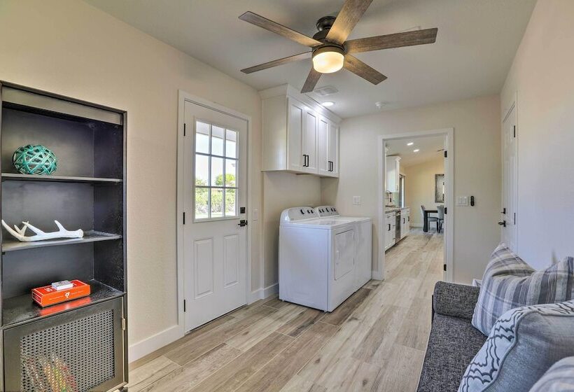 Sun City West Vacation Home W/ Putting Green!