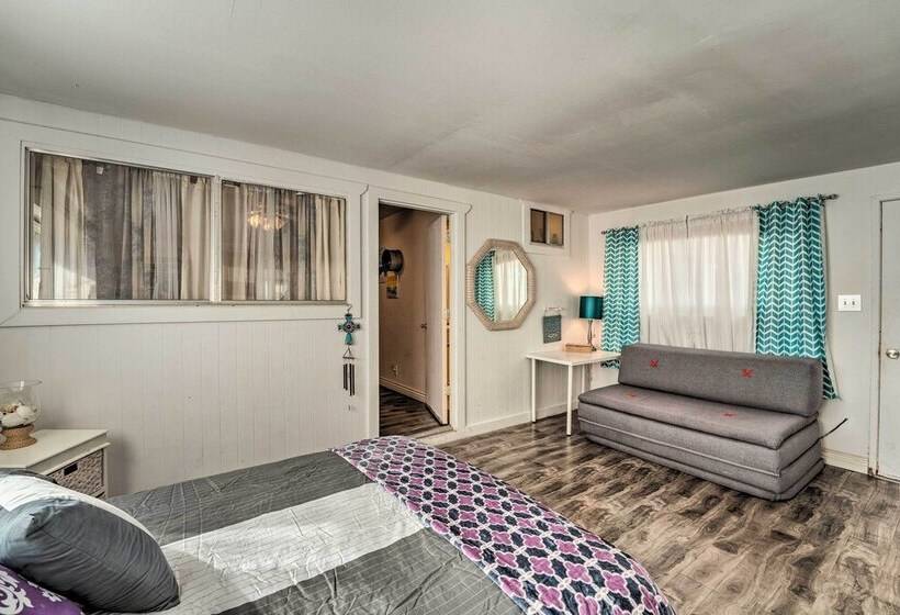 Sunny Lake Havasu City Home In Great Location