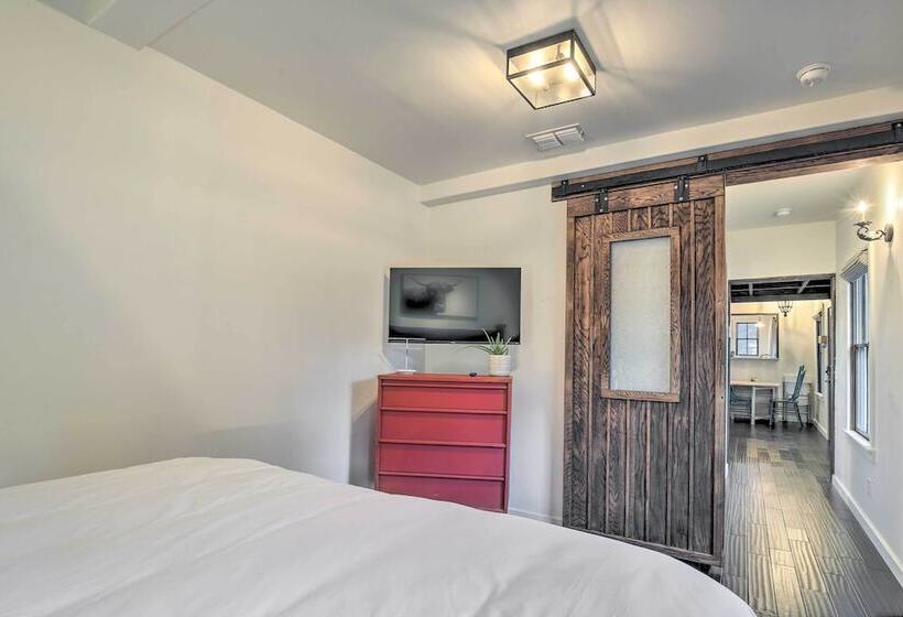 The Little Alsatian House: 18 Miles To San Antonio