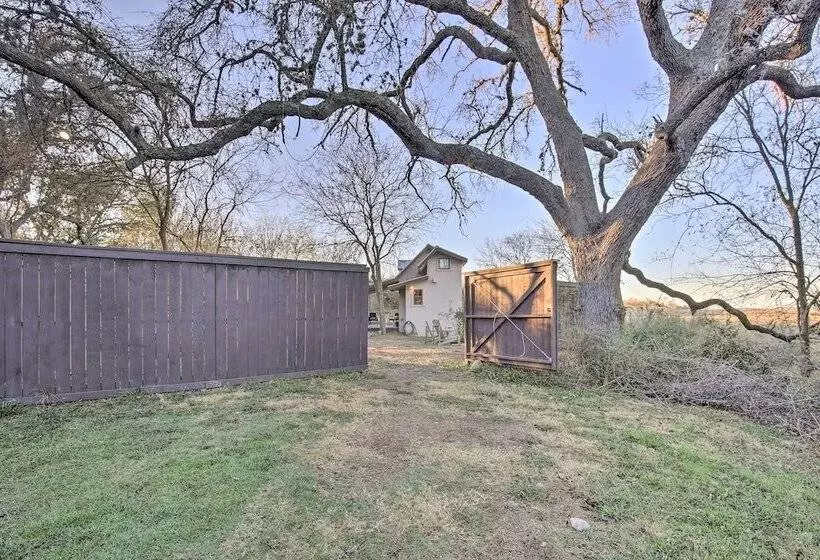 The Little Alsatian House: 18 Miles To San Antonio