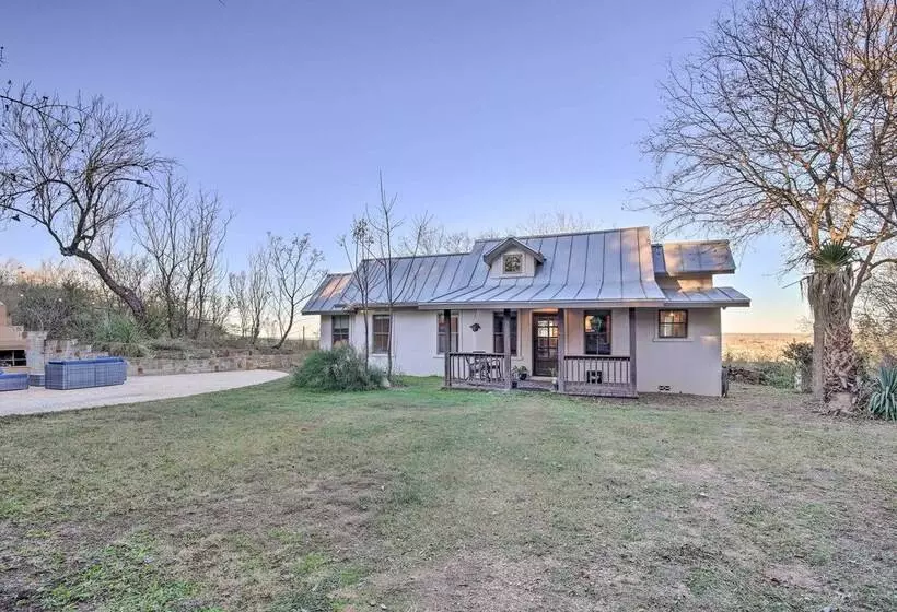 The Little Alsatian House: 18 Miles To San Antonio