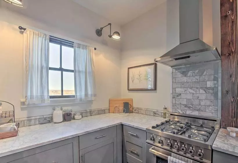 The Little Alsatian House: 18 Miles To San Antonio