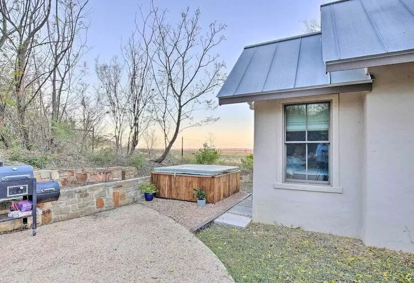 The Little Alsatian House: 18 Miles To San Antonio