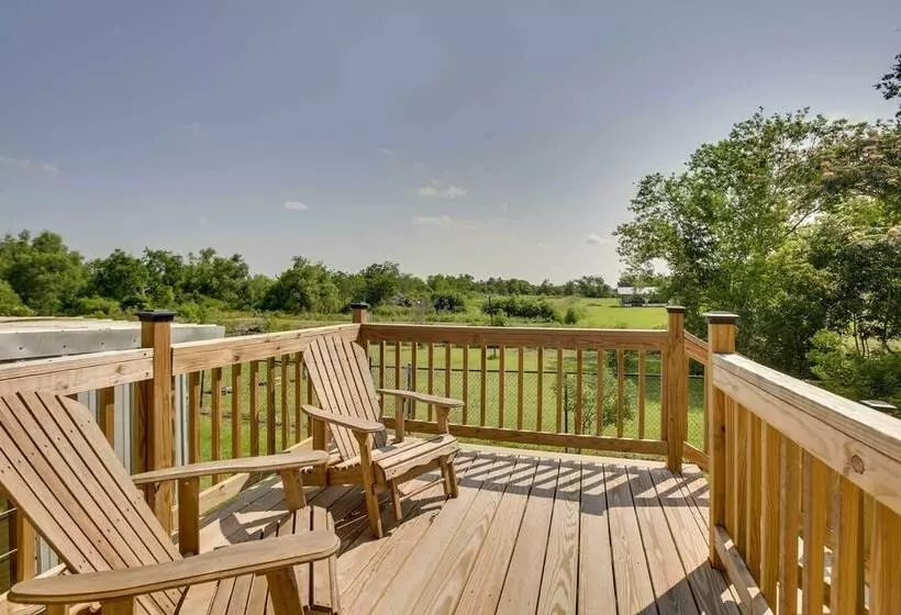 Dularge Grand Villa   Steps To Marina + Fishing!