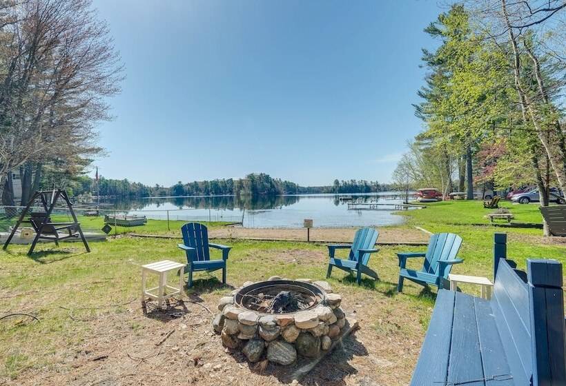 Traverse City Cottage W/ Dock & Beach Area!