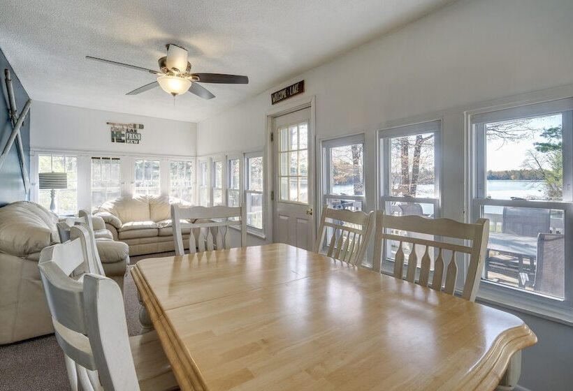 Traverse City Cottage W/ Dock & Beach Area!