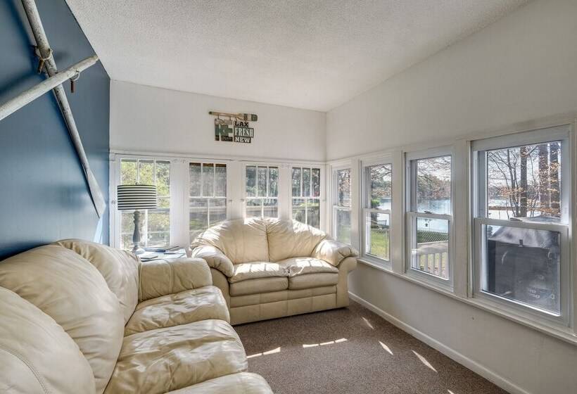 Traverse City Cottage W/ Dock & Beach Area!