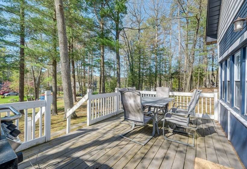 Traverse City Cottage W/ Dock & Beach Area!