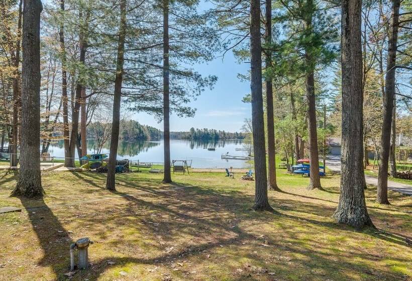 Traverse City Cottage W/ Dock & Beach Area!