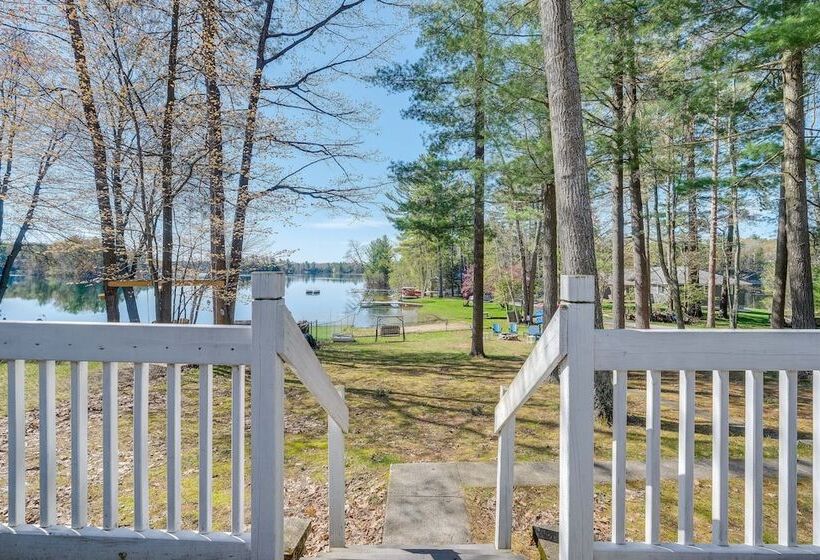 Traverse City Cottage W/ Dock & Beach Area!