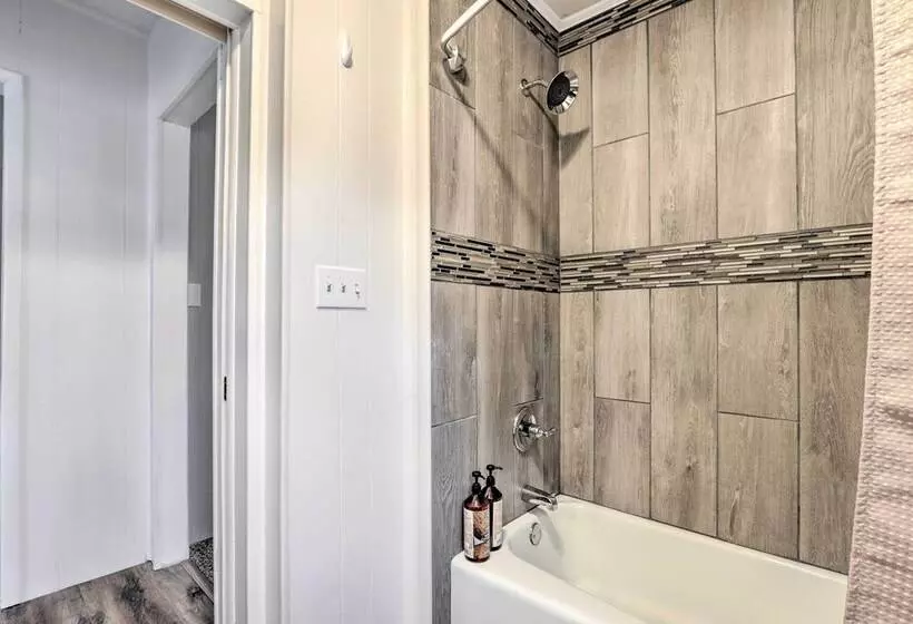 Walkable & Updated Nevada Home: Family Friendly!