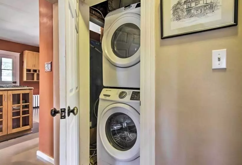 1915 Historic Cambridge Property W/ Fire Pit!