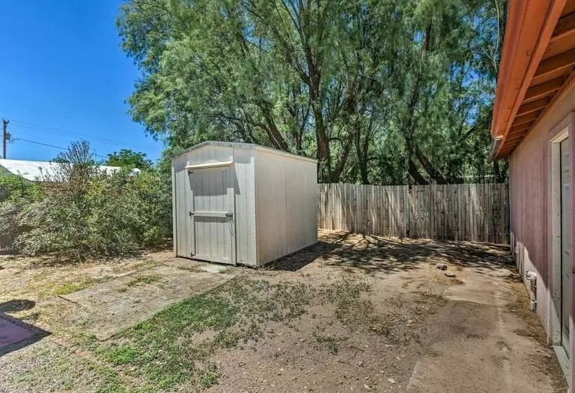 Adobe Style Tumacacori Home W/ Trail Access!