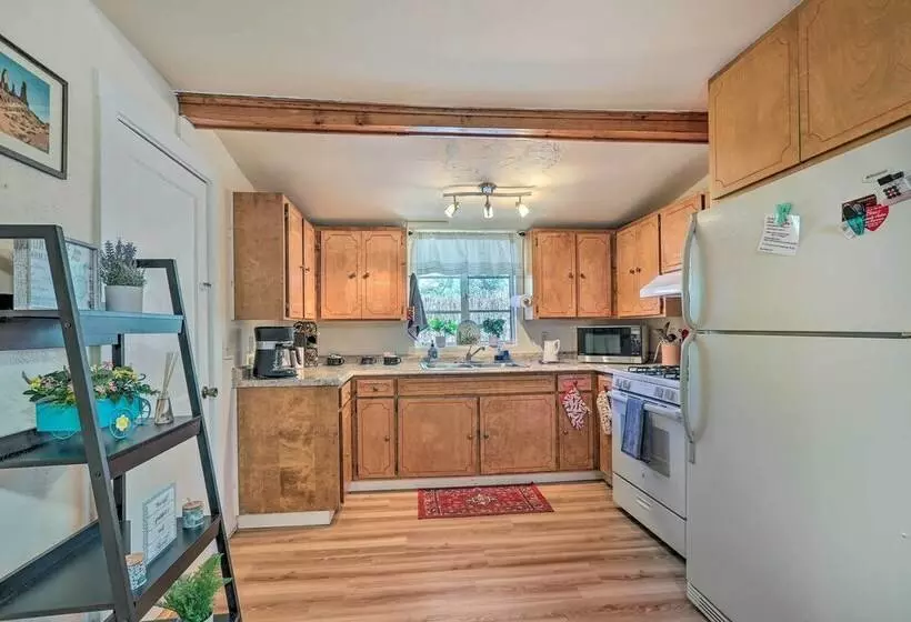 Adobe Style Tumacacori Home W/ Trail Access!