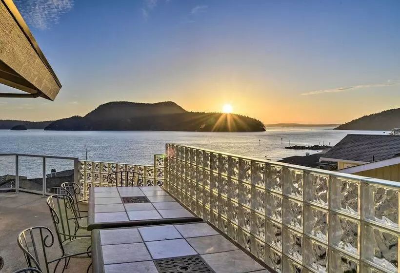 Anacortes Paradise Vacation Rental W/ Water Views!