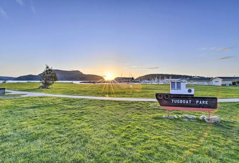 Anacortes Paradise Vacation Rental W/ Water Views!