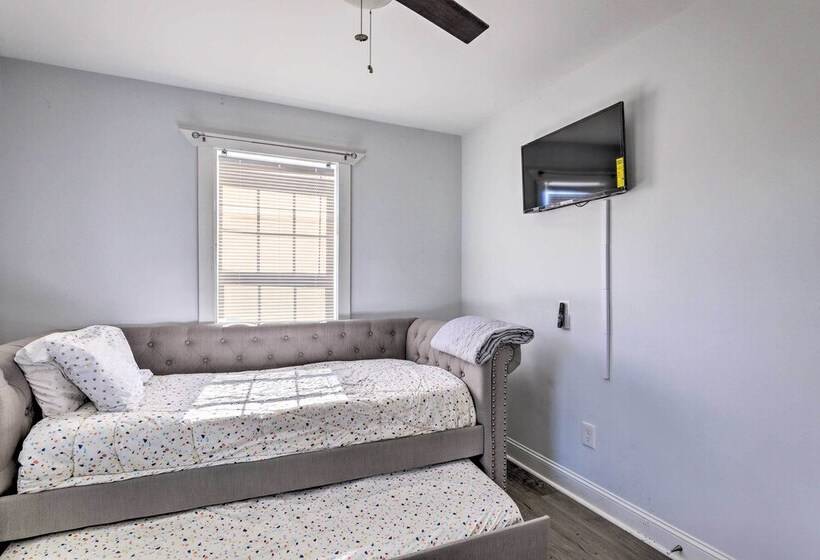 Atlanta Home W/ Fenced Yard ~ 2 Mi To Dtwn!