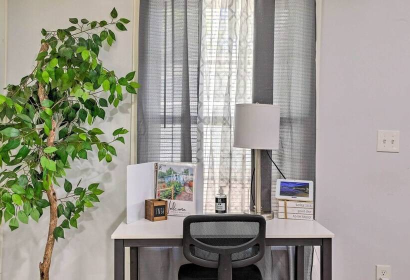 Atlanta Home W/ Fenced Yard ~ 2 Mi To Dtwn!