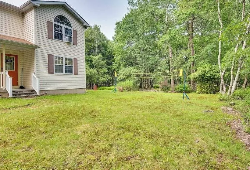 Beautiful Effort Escape W/ Private Hot Tub!