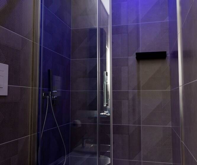 تختخواب و صبحانه Calvani 23 Luxury House