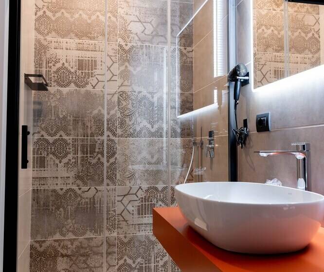 تختخواب و صبحانه Calvani 23 Luxury House