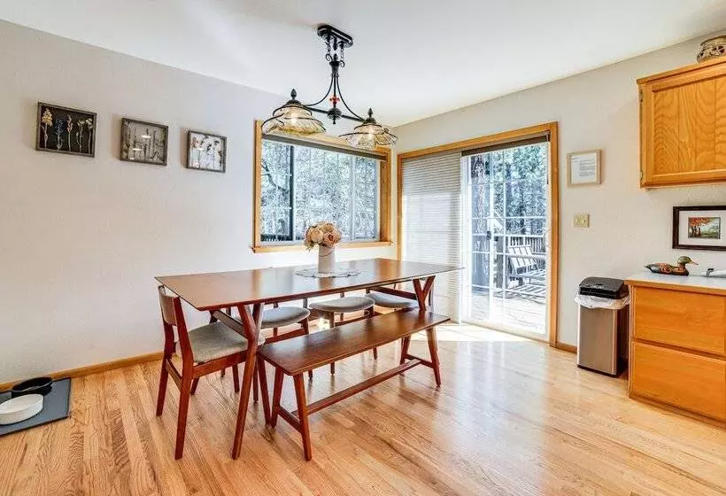 Calpine Mountain Retreat W/ High Speed Internet