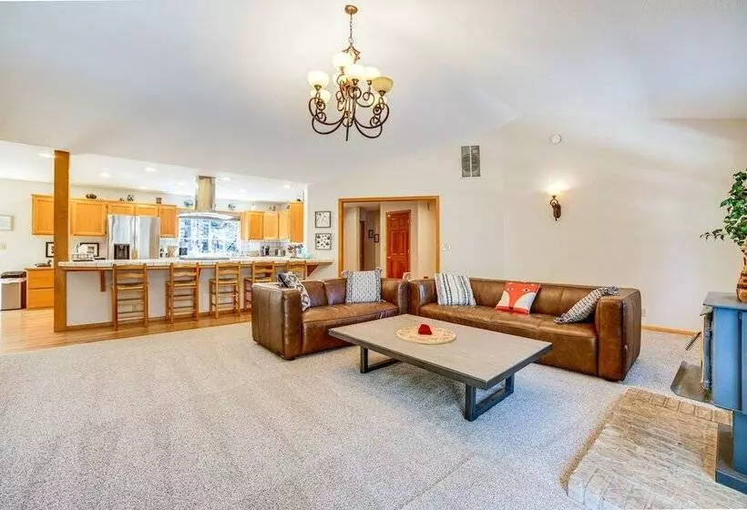 Calpine Mountain Retreat W/ High Speed Internet