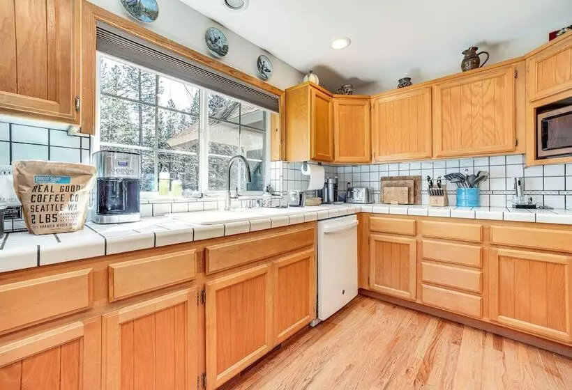 Calpine Mountain Retreat W/ High Speed Internet