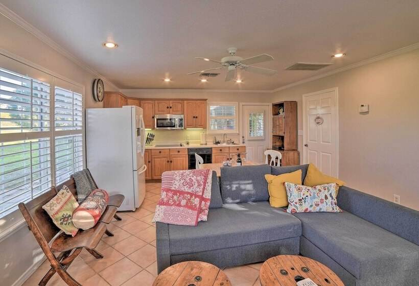 Casa De Samuel   Patio, Fountain & Outdoor Kitchen