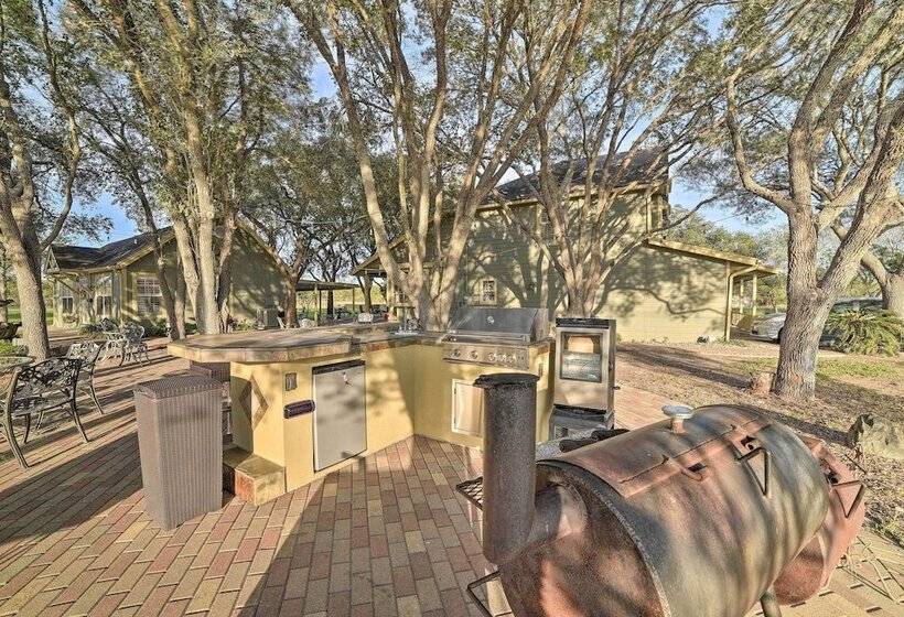 Casa De Samuel   Patio, Fountain & Outdoor Kitchen