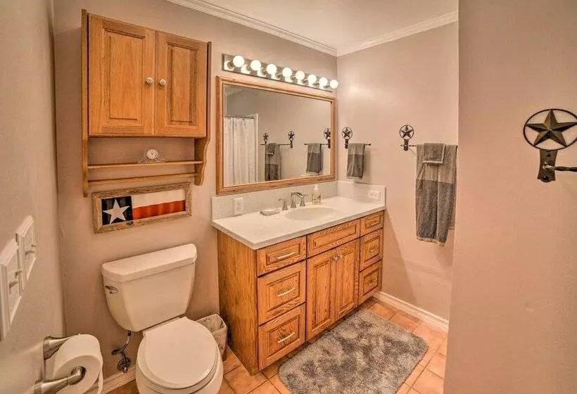 Casa De Samuel   Patio, Fountain & Outdoor Kitchen