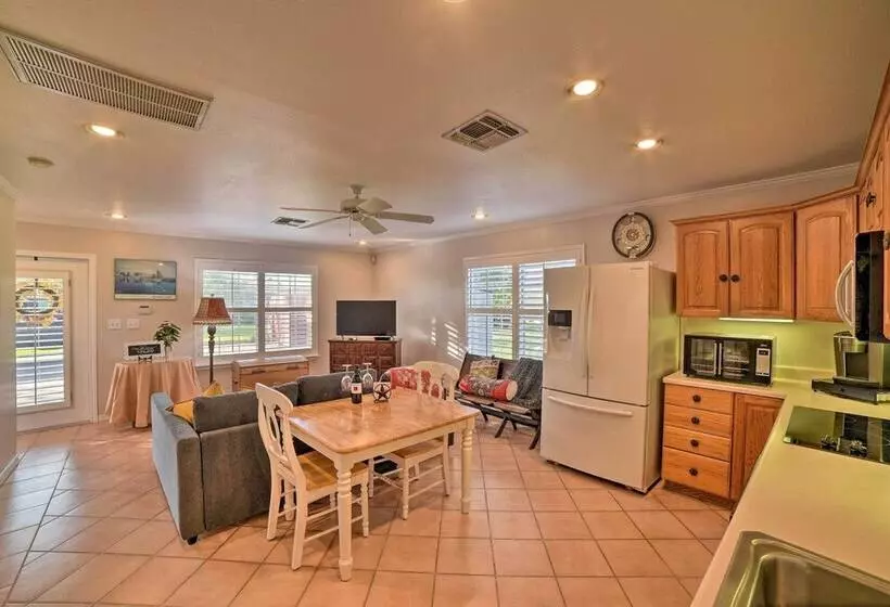 Casa De Samuel   Patio, Fountain & Outdoor Kitchen