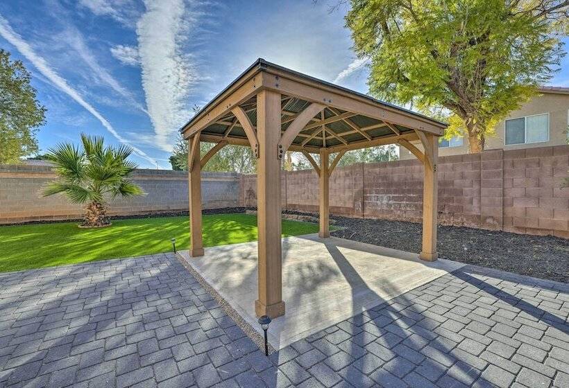 Chandler Home W/ Yard & Grill: 3 Mi To Downtown!