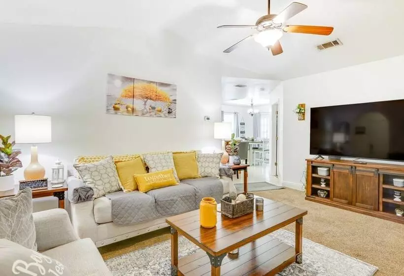 Charming Abbeville Home W/ Private Boat Dock!