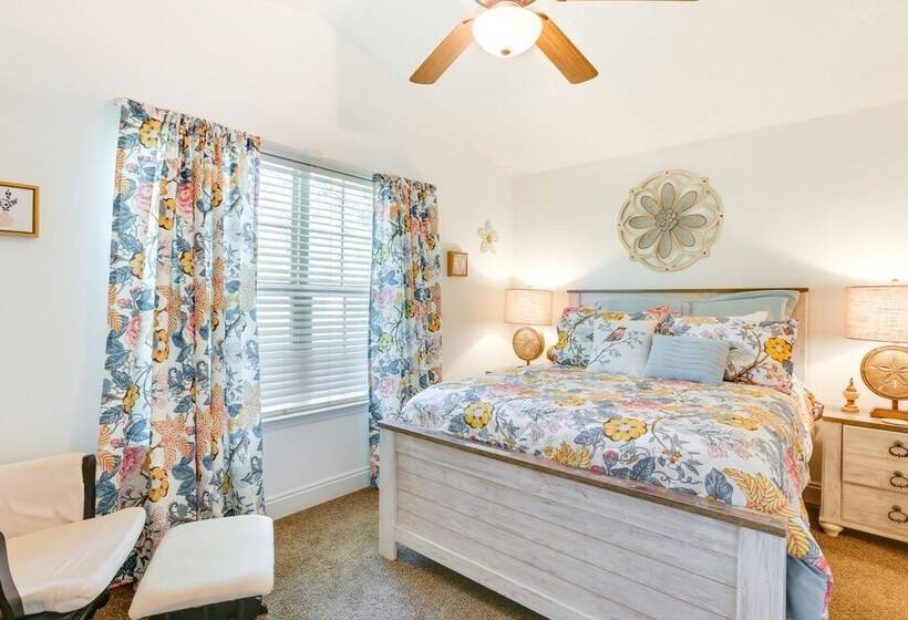 Charming Abbeville Home W/ Private Boat Dock!