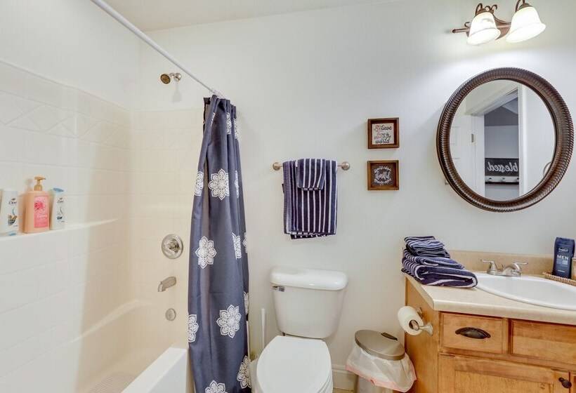 Charming Abbeville Home W/ Private Boat Dock!